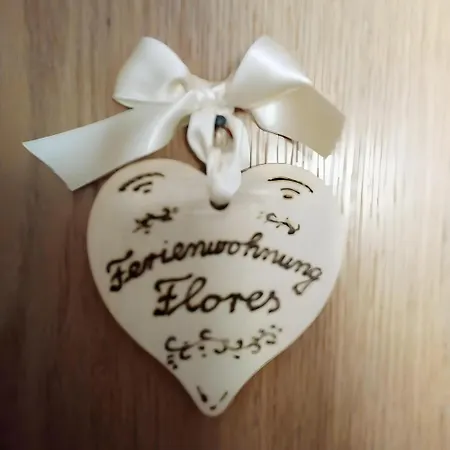 Ferienwohung Flores * 欣特察尔滕
